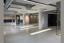 Kämpegatan 6 - Välplanerad lokal i industriell stil