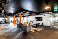 Neongatan 5 - image - 1