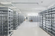 Verkstadsgatan 10 - Referensbild  - Renoverad och färdigställd butikslokal i fastigheten