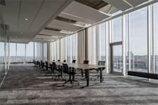 Mårten Krakowgatan 2 - Modernt kontor med stora glaspartier.