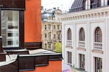 Stureplan 13 - Uppe bland takåsarna.