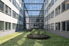 Greta Garbos väg 13 - Innergård