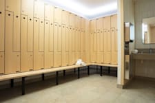 Mäster Samuelsgatan 17 - Omklädningsrum skåp(1)