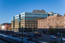 Sturegatan 17 - 3986_Grand Central Sundbyberg från järnvägsspåret(1)