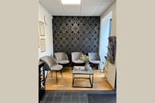 Västra Storgatan 51 I - frisör2