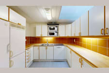 Drottninggatan 7 - valkommen-in-till-drottningatan-7-10272023_105017-80764crop0060683413resize19201080autoorientbackground23ffffffquality60stripextensionjpgid12