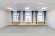 Järnvägsgatan 7 - valkommen-in-till-jarnvagsgatan-7-06092023_070853-79798crop0060683413resize19201080autoorientbackground23ffffffquality60stripextensionjpgid12