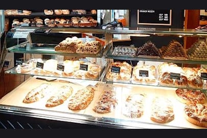 Butikslokal på Gränsgatan  "Bageri & Café", Solna