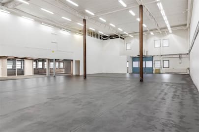 Industrilokal på Kumla gårdsväg 24A, Norsborg