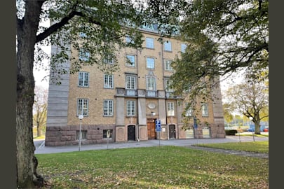 Bredgatan 2 - image - 0