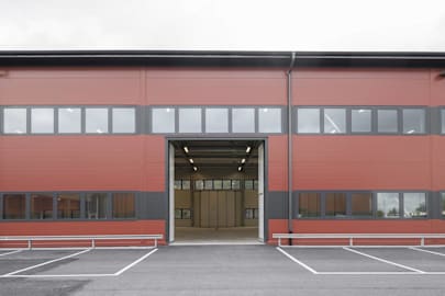 Industrilokal på Vaksala-Eke Hus I, Upp