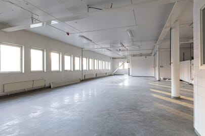 Industrilokal på Vretvägen 13, Skogås