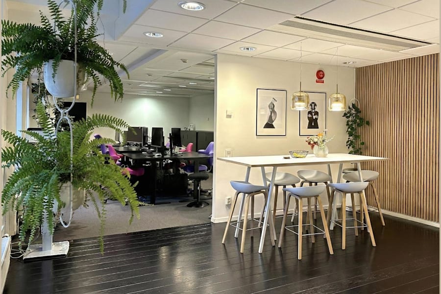 Trädgårdsgatan 3 - kök  + arbetsplats.jpeg