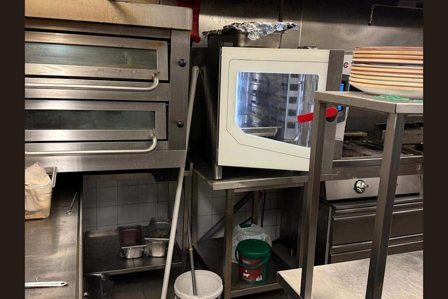 Libanesisk Restaurang - PHOTO-2026-02-06-22-06-51