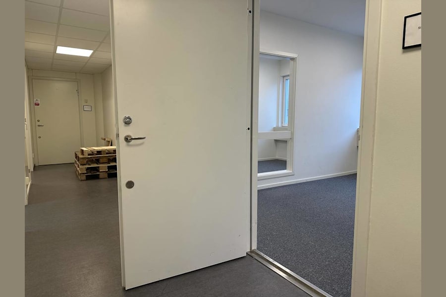 Lagerlokal på Ekbacksvägen 22-24, Bromma – bild 4