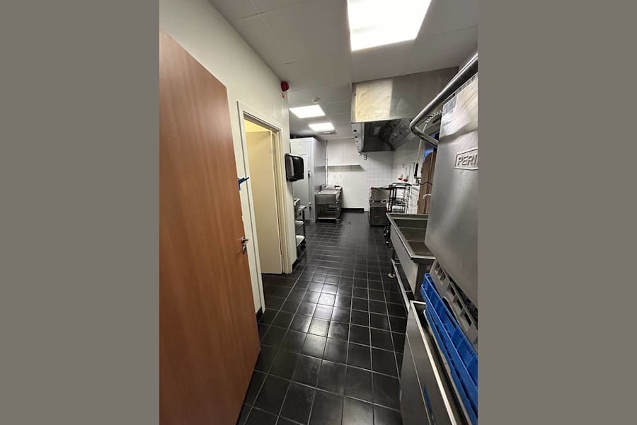 Restauranglokal på Norrsundavägen 204, Rosersberg – bild 16