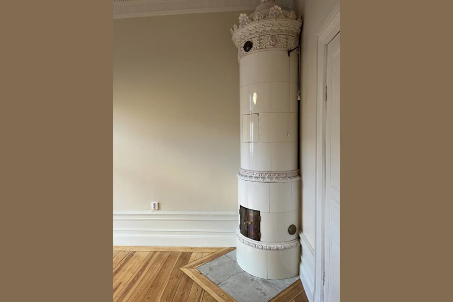 Birger Jarlsgatan 20 - En av flera kakelugnar