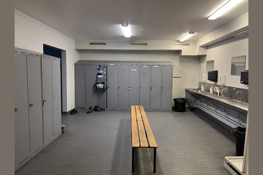 Bjurögatan 28 - omklädning