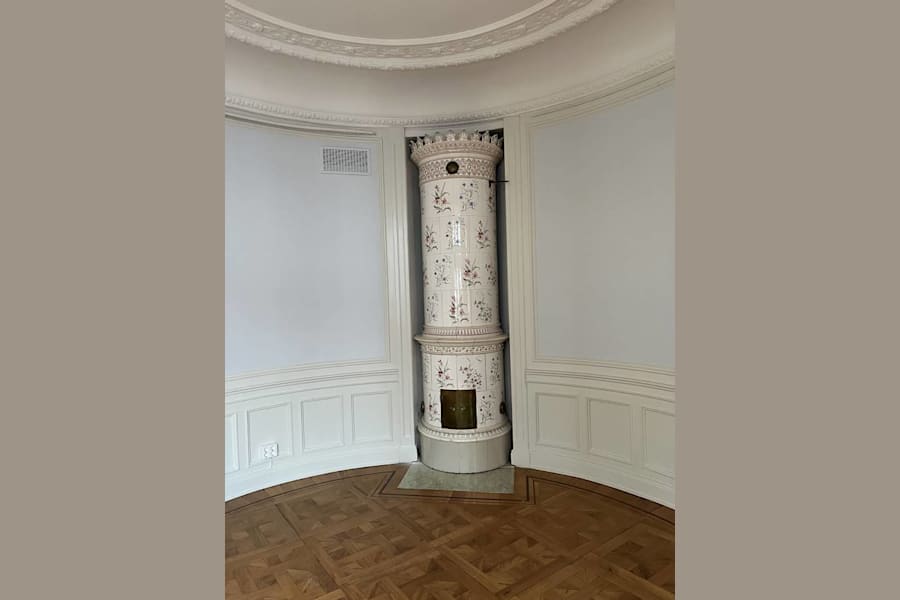 Birger Jarlsgatan 20 - En av flera kakelugnar