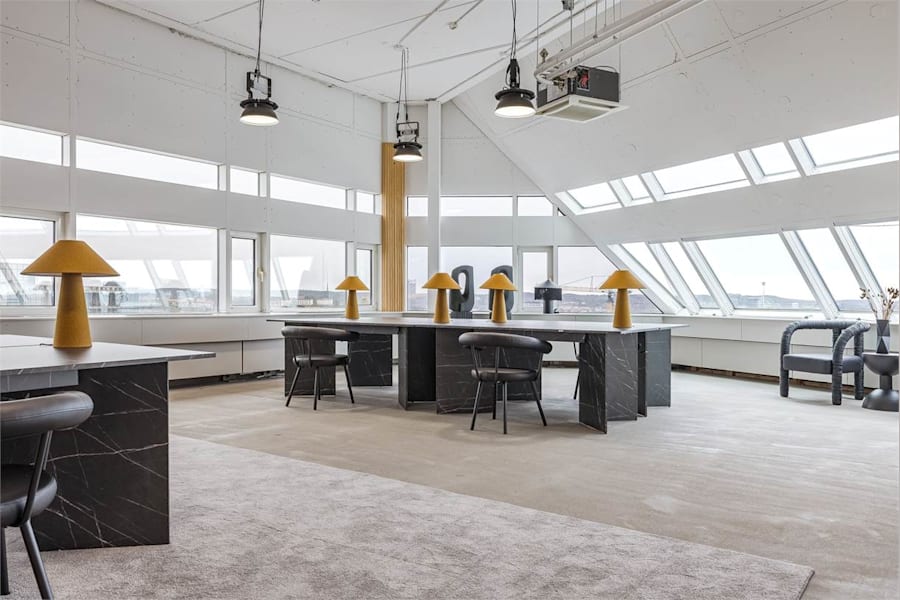 Lilla Bommen 1-2 - Kontorslandskap i modern och ljus miljö.