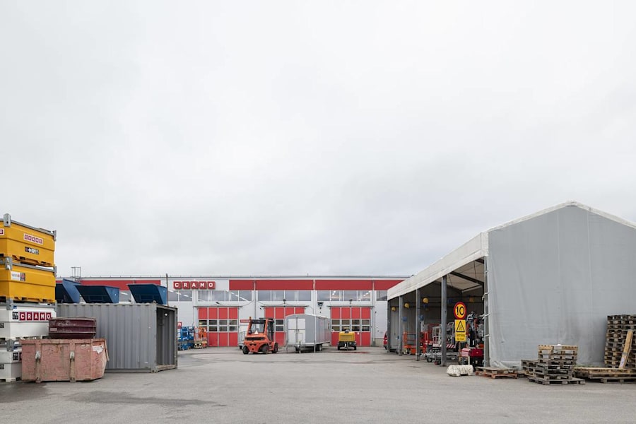 Industrilokal på Hållnäsgatan 4, Uppsala