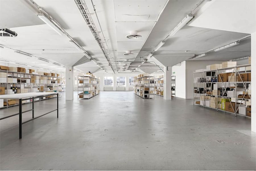 Lagerlokal på Elektravägen 18, HÄGERSTEN