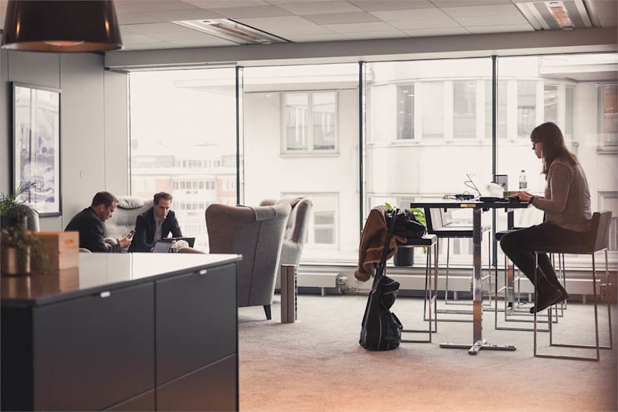 Coworking-plats på Västra Järnvägsgatan 3, Stockholm – bild 3