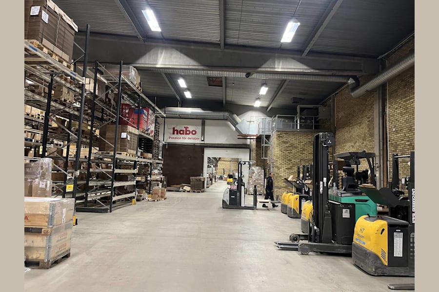 Hemsögatan 14 - Lageryta