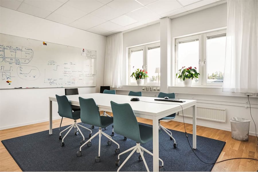 Svärdvägen 25 B - image - 1