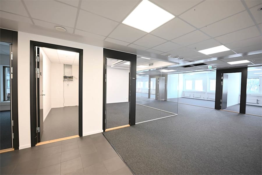 Torshamnsgatan 35 - image - 1