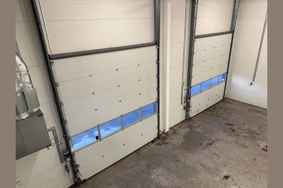 Skyttbrinksvägen 42 - Portar från insida