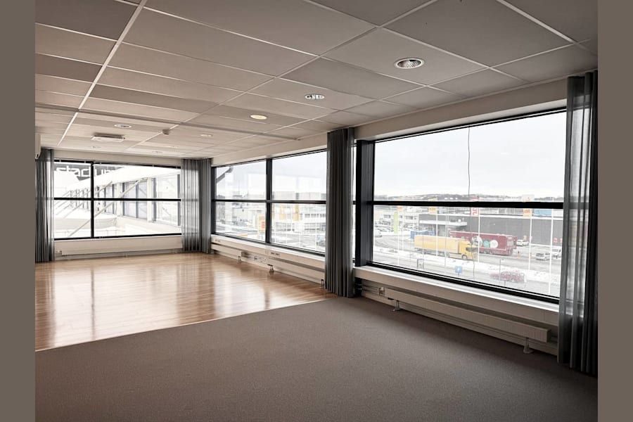 Sisjövägen 45 - image - 1