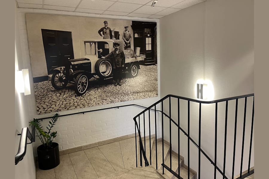 Bjurögatan 28 - Entrétrappa till kontor