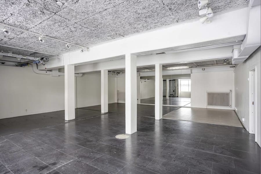 Enebybergsvägen 8 - image - 3