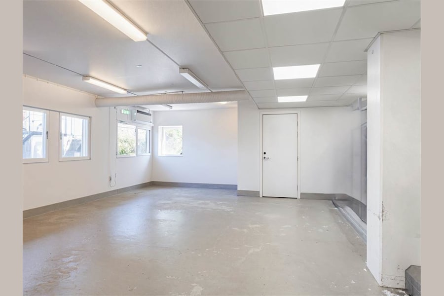 Lagerlokal på August Barks Gata 6 A, VÄSTRA FRÖLUNDA – bild 7