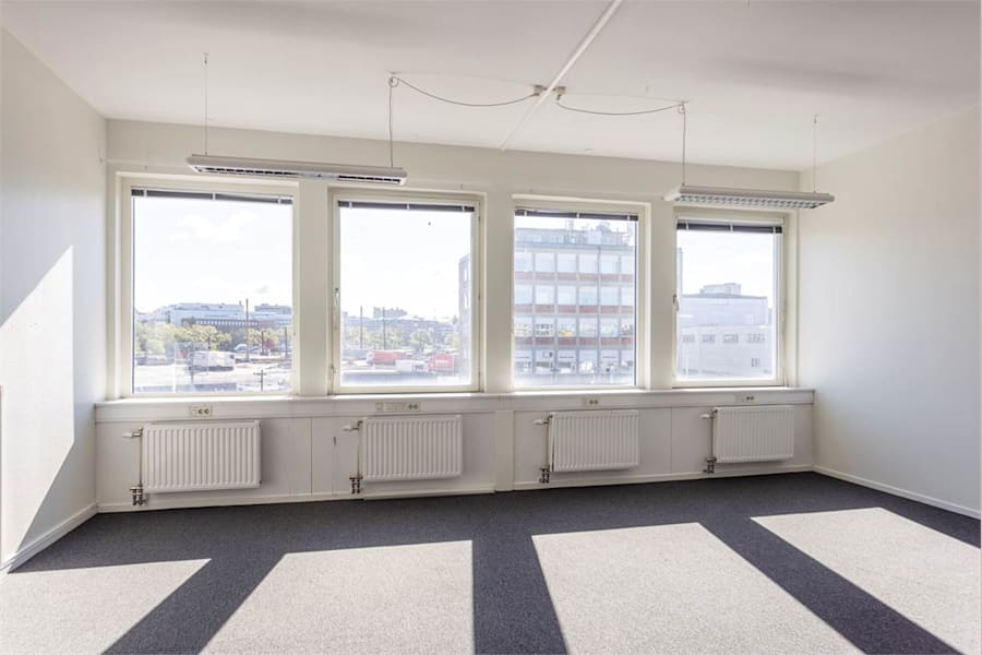 Karlsbodavägen 17 - image - 1