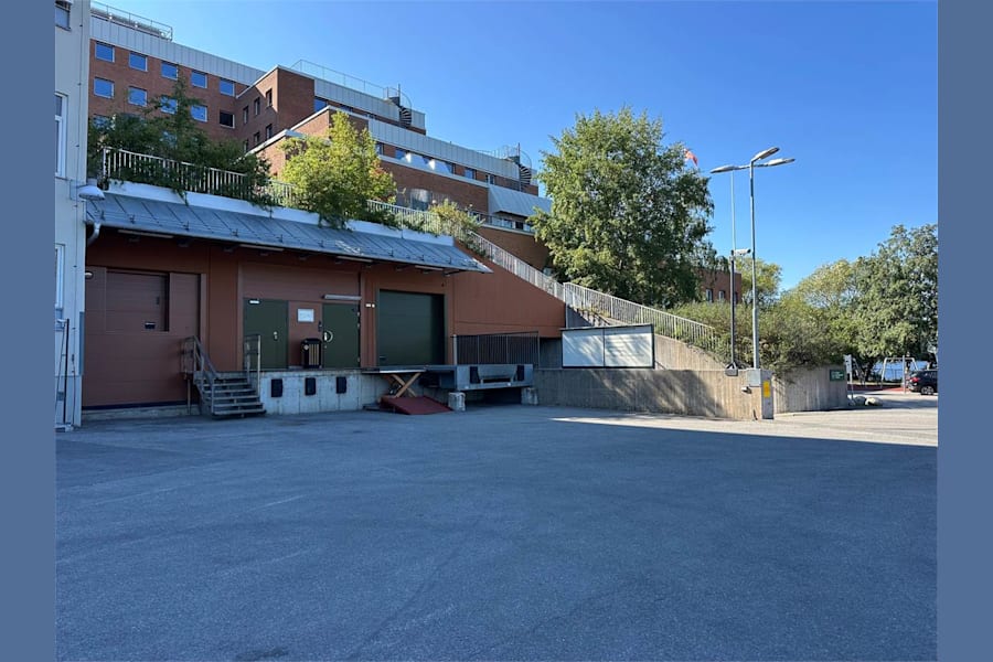 Industrilokal på Segelbåtsvägen 11, Stockholm