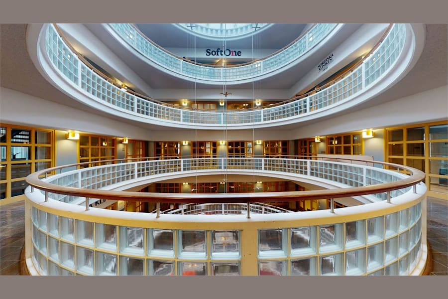 Drottninggatan 33 - Entré