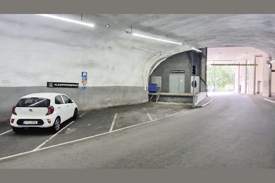 Lagerbutik / Sickla - Vastra_Finnbodavagen_1_17031_18867403