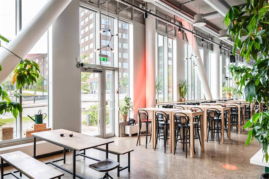 Hyllie Vattenparksgata 12 - På bottenplan hittar du restaurang Edge Kitchen