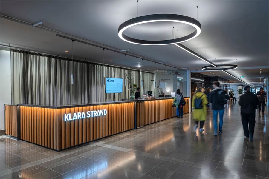 Klarabergsviadukten 90 - Reception