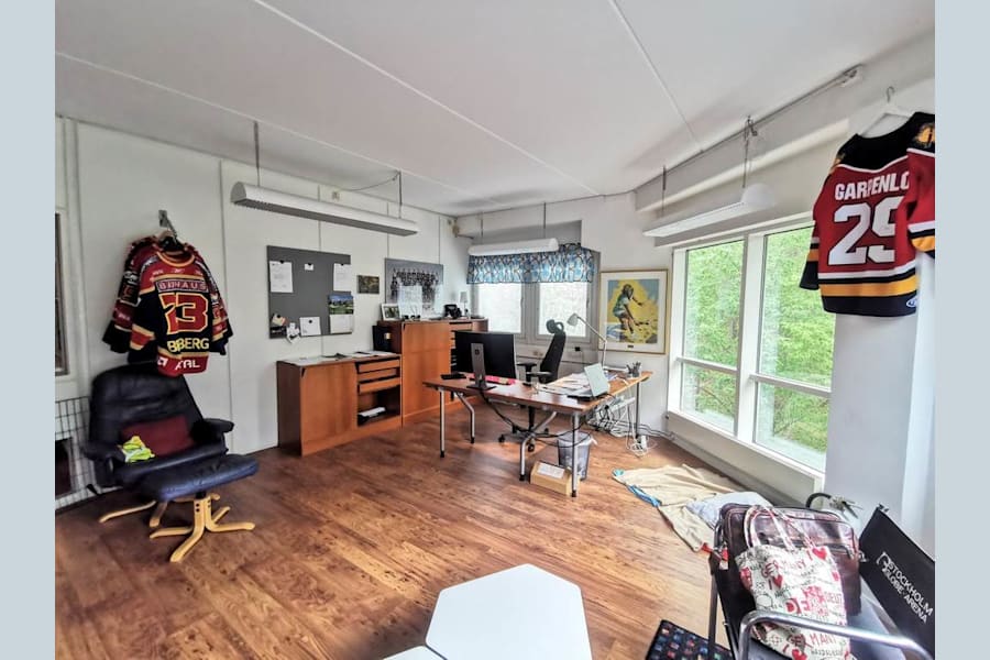 Solkraftsvägen 31 - Tim Ringdahl Liljegren - Solkraftsvägen 31 - Lager - Kontor - Butik - Industri