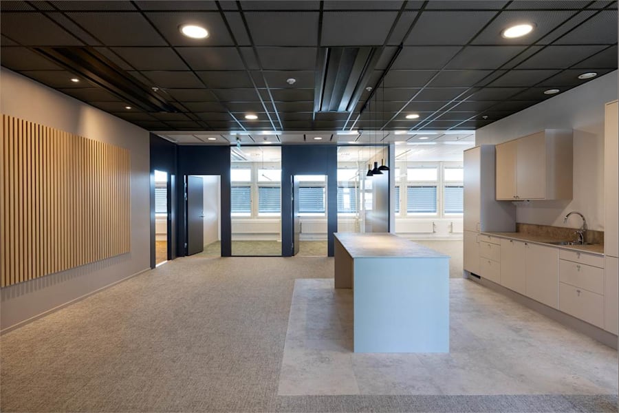 Kontorslokal på Knarrarnäsgatan 9 - Kista Entré, plan..., Kista