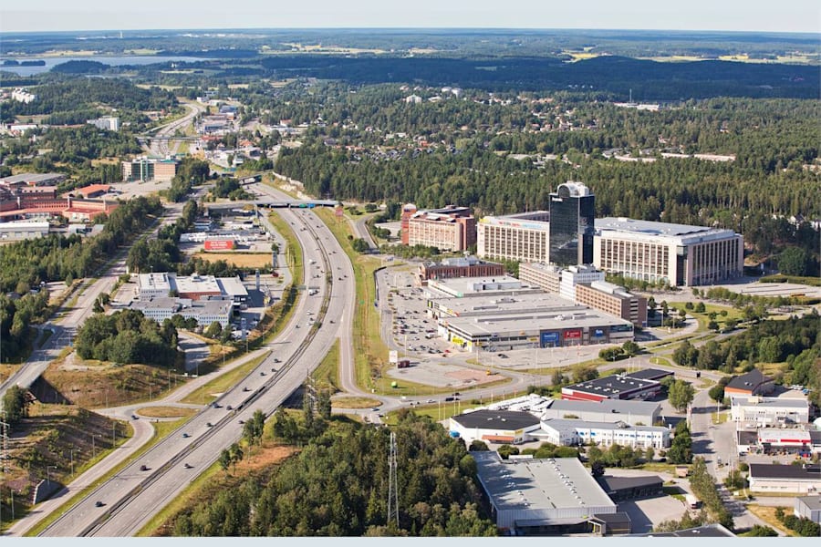 Stockholmsvägen 37 - Bredden består av nära 200.000 kvm kommersiell lokalyta