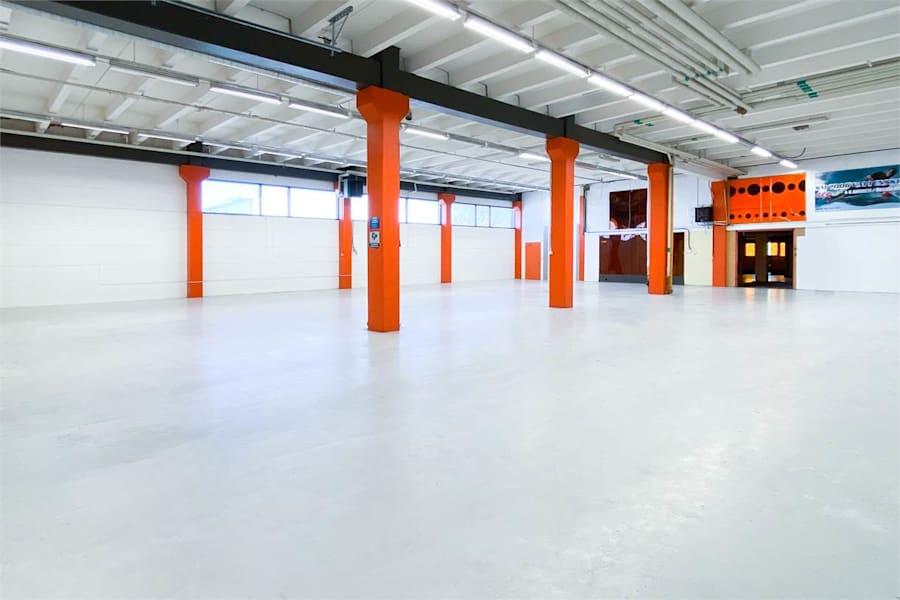 Blekegatan 4 - Ledig Lokal Karlstad. Lagerdelen markplan om cirka 900 kvm