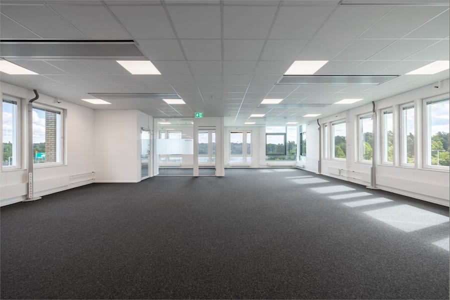 Gustav lll:s Boulevard 54-58, 1-2 tr - Ljusa, moderna kontorslandskap