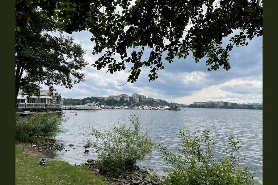 Gustavslundsvägen 151E - Utsikten från Alviks Strand