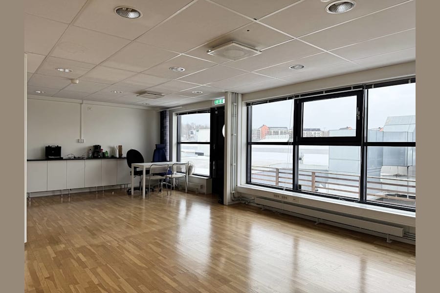 Sisjövägen 45 - Utgång till terrassen från köket