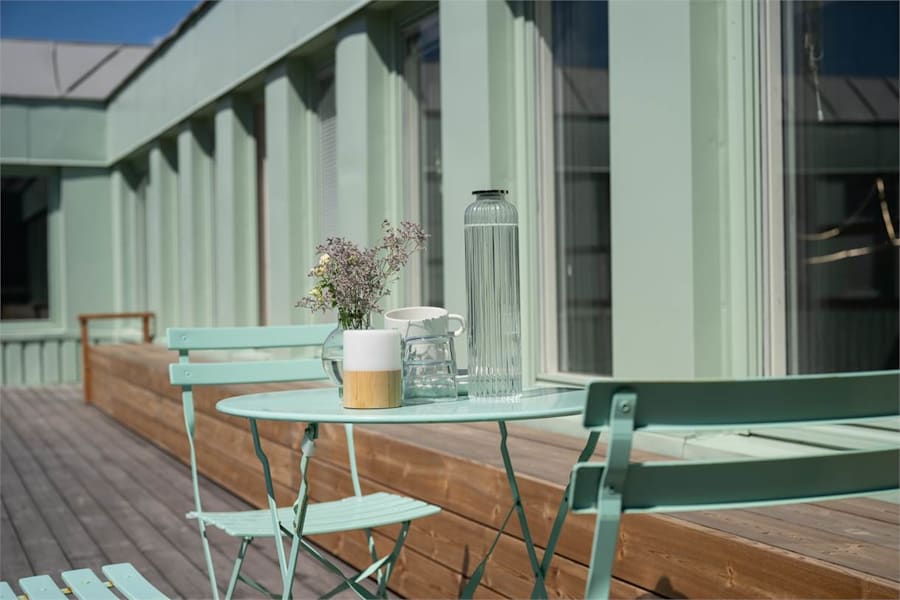 Tegeluddsvägen 31 - Privata terrasser i ljusgårdar för kontor på plan 6