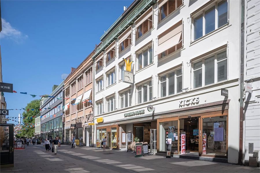 Kungspassagen, Kungsgatan 48/Kyrkogatan - image - 11